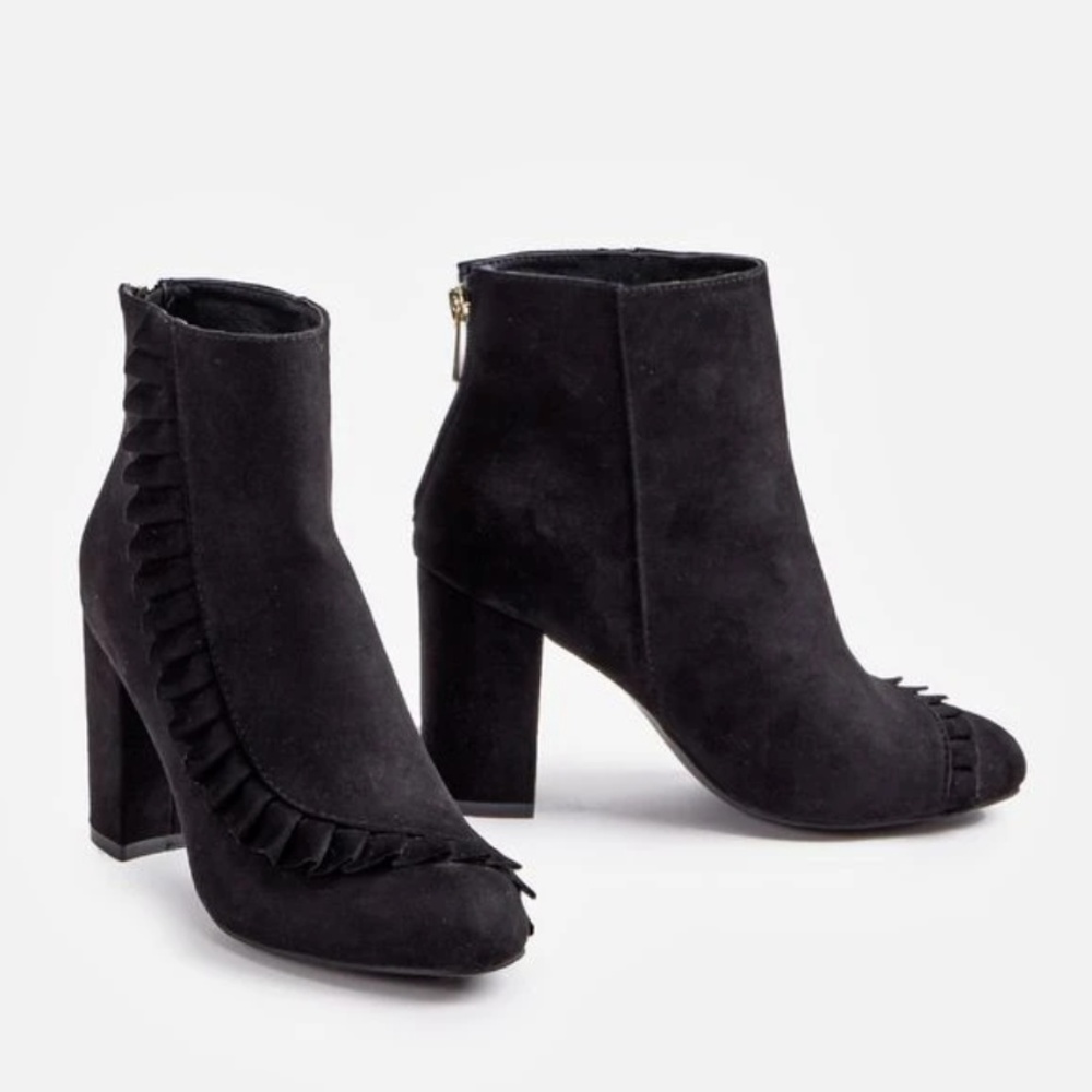 Faux suede black ruffle bootie boots - Picture 5 of 7
